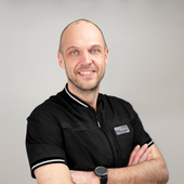 Дюжаков Алексей Александрович, стоматолог-ортопед