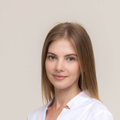 Лисовская Дарья Евгеньевна, врач-косметолог