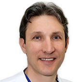 Ястремский Александр Романович, стоматолог-хирург