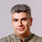 Смирнов Александр Анатольевич, стоматолог-терапевт