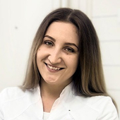 Шелепова Александра Васильевна, стоматолог-хирург