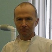 Бажин Игорь Степанович, стоматолог-ортопед