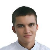 Минкин Айнур Радикович, стоматолог-терапевт