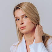 Чумак Екатерина Петровна, врач-косметолог