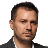 Устюгов Евгений Олегович, пластический хирург