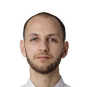 Кавссарани Али Хуссейн, терапевт