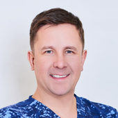 Машуков Александр Владимирович, стоматолог-терапевт