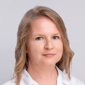 Никитенко Елена Дмитриевна, стоматолог-терапевт