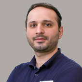 Давидов Анар Рафаилович, стоматолог-хирург