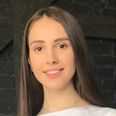 Скрипниченко Алена Дмитриевна, стоматолог-терапевт