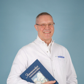 Пшениснов Кирилл Павлович, пластический хирург