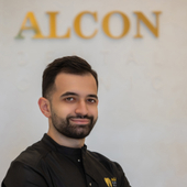 Мамедов Эмиль Эльвинович, стоматолог-терапевт