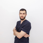 Караманян Арам Айкович, стоматолог-хирург