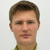 Полтавченко Артём Никитич, стоматолог-хирург