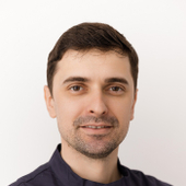 Волканов Александр Александрович, стоматолог-терапевт