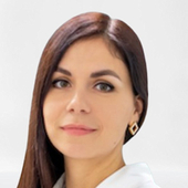Медведева Ксения Юрьевна, стоматолог-терапевт