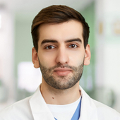 Гаджаров Гарум Усманович, стоматолог-терапевт