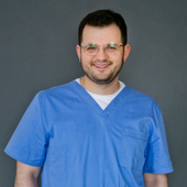 Максимов Дмитрий Иванович, стоматолог-терапевт