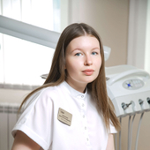 Алексенко Дарья Александровна, стоматолог-терапевт