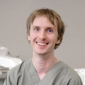 Созинов Евгений Александрович, стоматолог-хирург