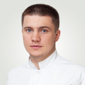 Давыдов Илья Игоревич, стоматолог-хирург