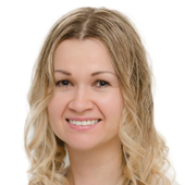 Атаманова Анна Владимировна, стоматолог-хирург