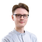 Вялкин Дмитрий Сергеевич, стоматолог-терапевт