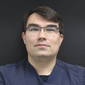 Саттаров Артур Фаридович, имплантолог