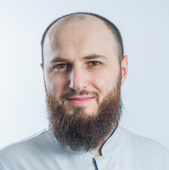 Казимагомедов Казбек Низамиевич, флеболог