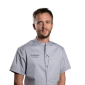 Жабин Артем Владимирович, стоматолог-терапевт