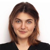 Новрузова Майя Эльдаровна, стоматолог-ортопед