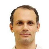 Абдулрахим Махер, ортопед