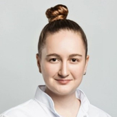 Хугаева Марина Олеговна, стоматолог-терапевт