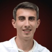 Фадеев Артем Олегович, стоматолог-терапевт