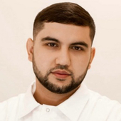 Медалиев Азамат Муаедович, стоматолог-ортопед