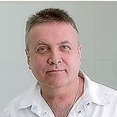 Кустов Александр Юрьевич, стоматолог-терапевт