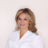 Тихонова Надежда Альбертовна, стоматолог-терапевт