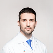 Кадиев Арсен Аланович, стоматолог-хирург