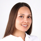 Строганова Алёна Равильевна, стоматолог-терапевт