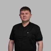 Мананников Петр Викторович, имплантолог