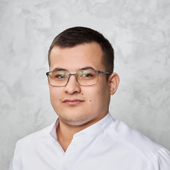 Мустафокулов Шамшод Муроджонович, стоматолог-хирург