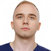 Карнаухов Илья Сергеевич, стоматолог-терапевт