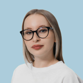 Курятникова Оксана Юрьевна, стоматолог-терапевт