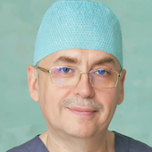 Гаврилов Олег Альбертович, имплантолог