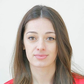 Шипиева Умукусум Арсеновна, стоматолог-терапевт