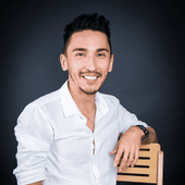 Белый Шамиль Викторович, стоматолог-терапевт