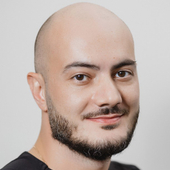 Увижев Даур Игоревич, стоматолог-ортопед