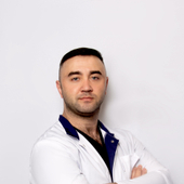 Мустафаев Эмирусеин Эсфендиярович, стоматолог-ортопед