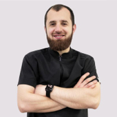 Абакаров Изамутдин Ирасханович, стоматолог-хирург
