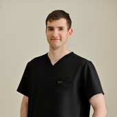 Мегенеишвили Ладо Нугзариевич, стоматолог-терапевт